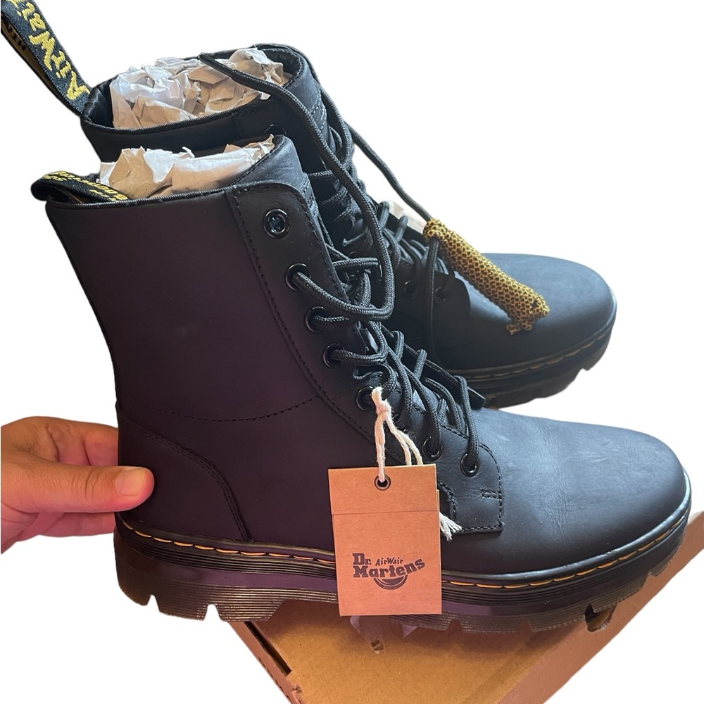 Dr Martens Unisex Wyoming Boot, Black, Size 8M/9/W, NIB